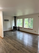 44902 Fir Rd in Gold Bar, WA - Foto de edificio - Building Photo