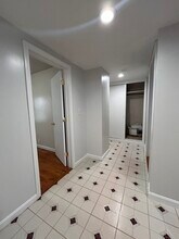 6 Jefferson St, Unit 4 in Cambridge, MA - Building Photo - Building Photo