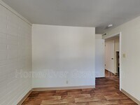 461 Locust St photo'