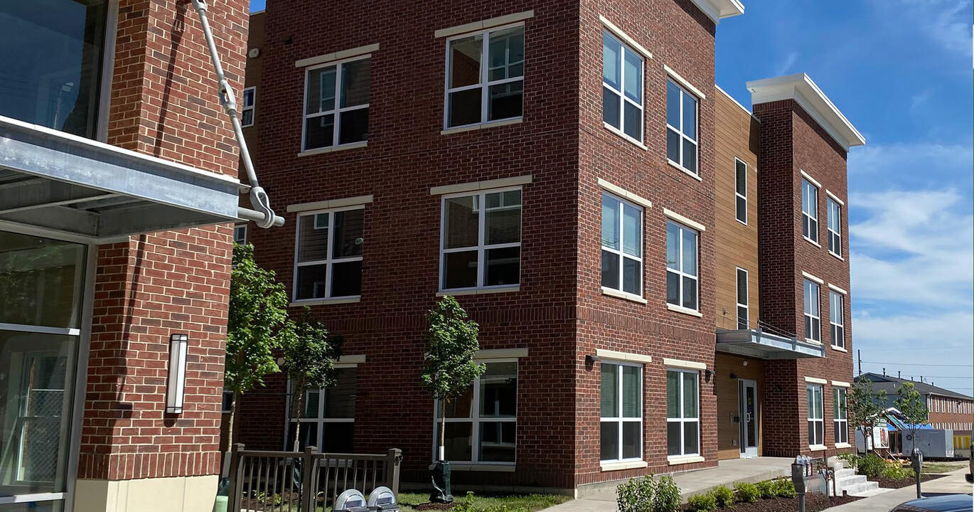 Del Ray Ridge Apartments in Iowa City, IA - Foto de edificio