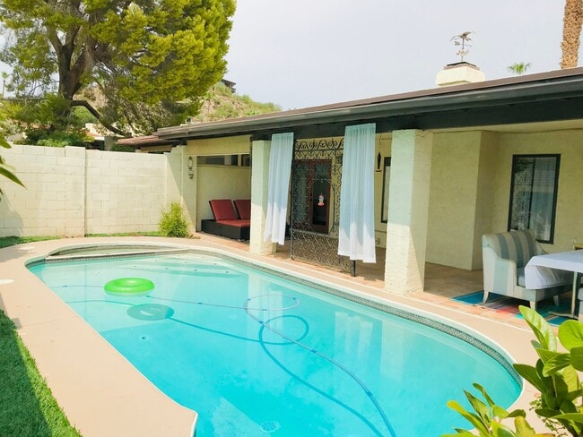 7710 N 17th Pl in Phoenix, AZ - Building Photo - Building Photo