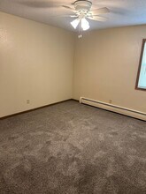 1526 16th Ave SE in St. Cloud, MN - Foto de edificio - Building Photo