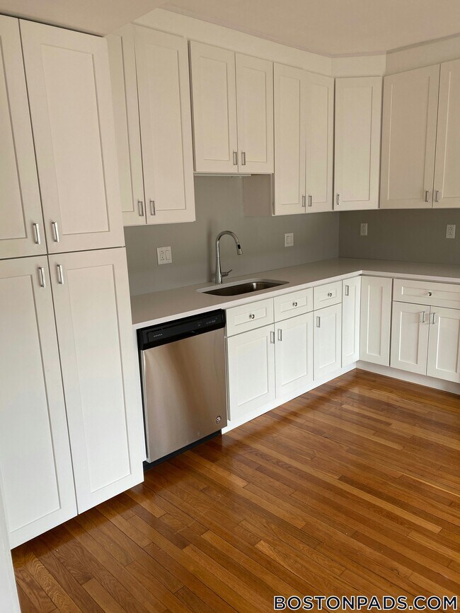 190 Kelton St in Boston, MA - Building Photo - Building Photo