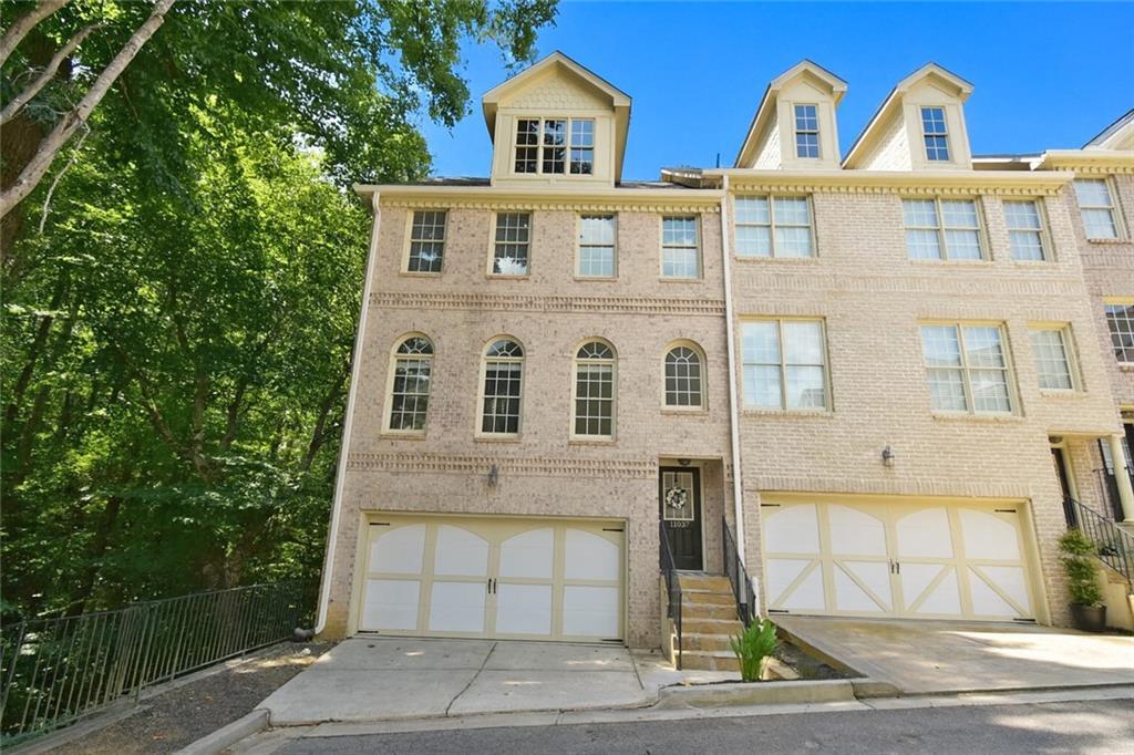 11037 Lorin Way in Duluth, GA - Building Photo