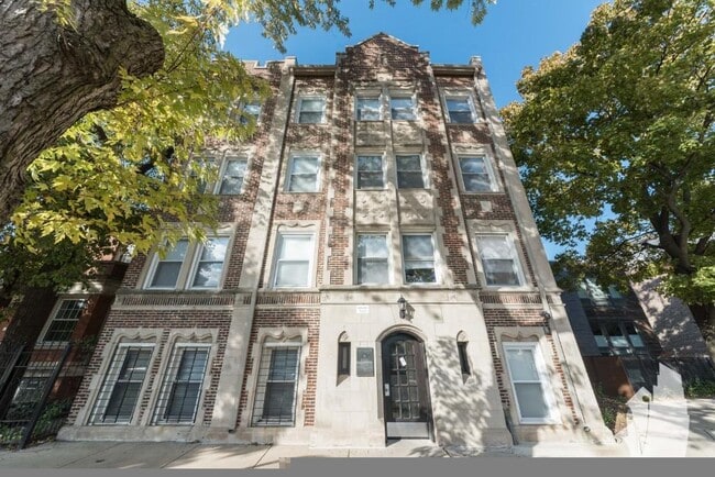 2934 W Palmer St, Unit 101 in Chicago, IL - Building Photo - Building Photo