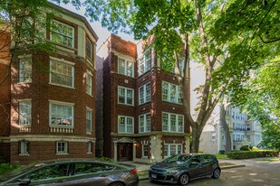 1226 E Madison Park Apartments