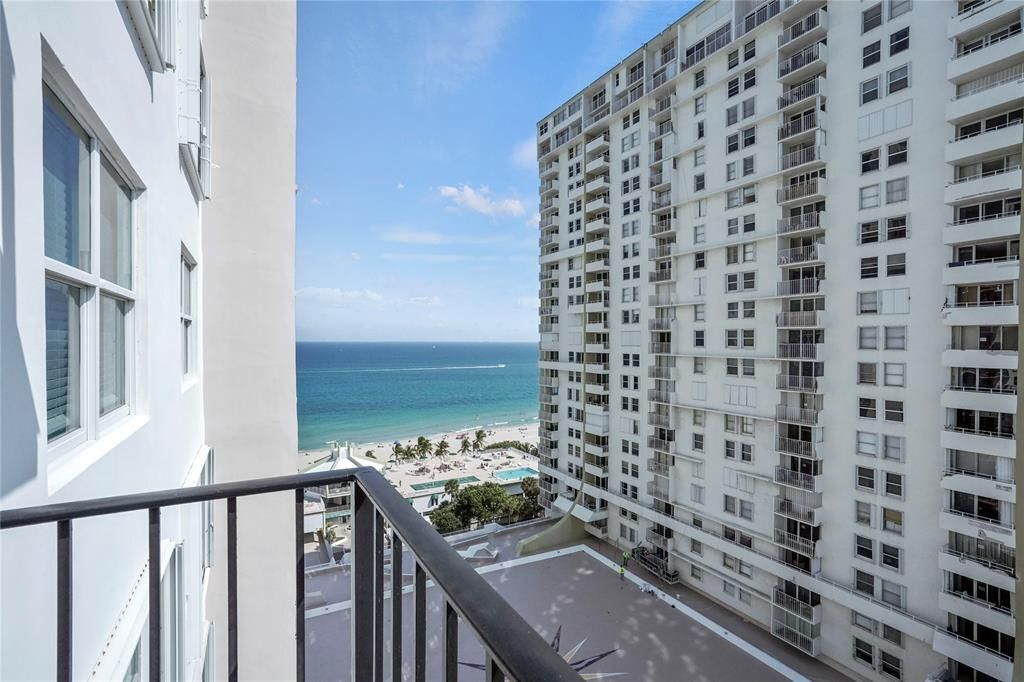 101 Briny Ave in Pompano Beach, FL - Building Photo