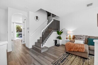 173 Lake Monterey Cir in Boynton Beach, FL - Building Photo - Building Photo