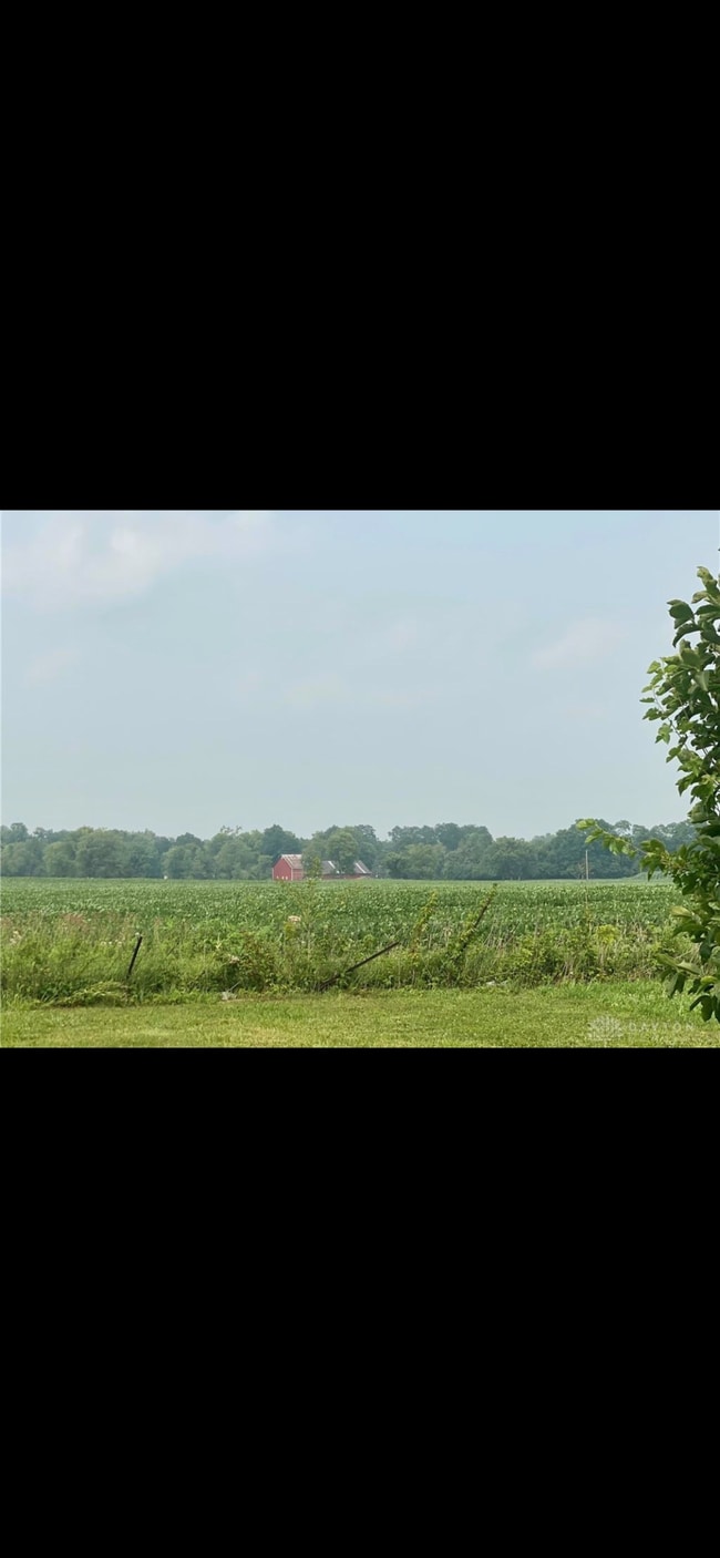 9409 OH-571 in Laura, OH - Building Photo - Building Photo