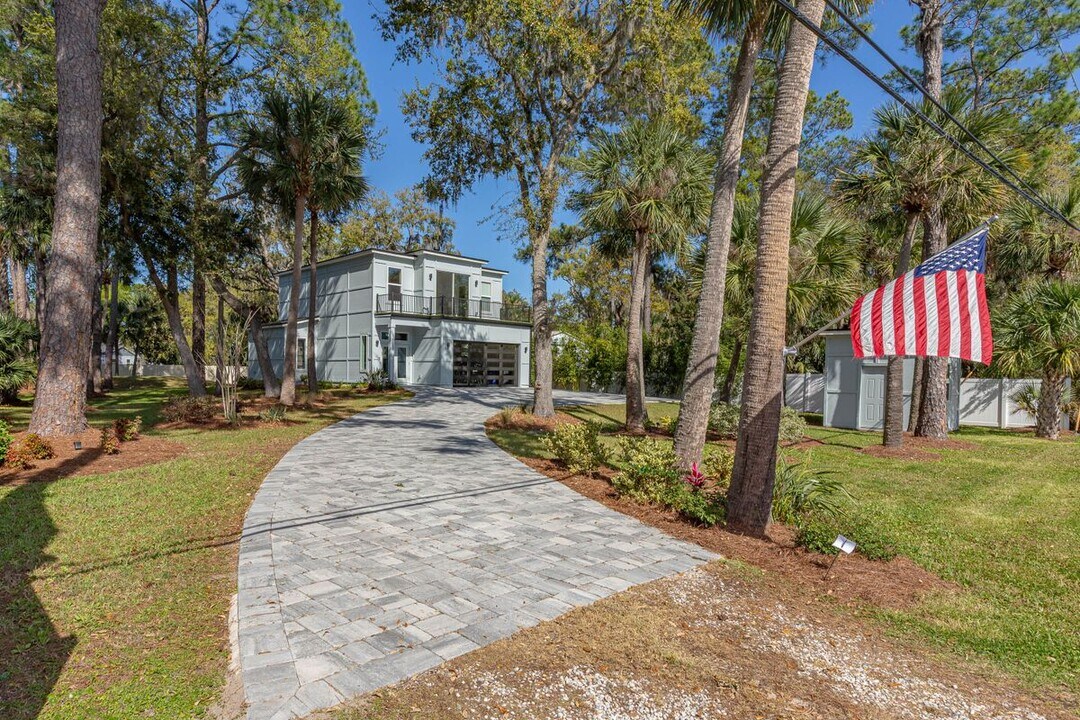 5631 Heckscher Dr in Jacksonville, FL - Foto de edificio