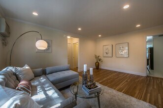 54 Alton Pl in Brookline, MA - Building Photo - Building Photo