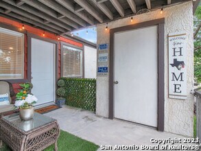 3803 Barrington St in San Antonio, TX - Building Photo - Building Photo