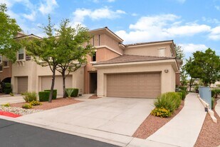 10830 Amber Ridge Dr in Las Vegas, NV - Building Photo