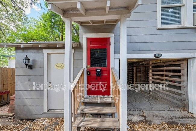 property at 109 W Norwood Ct
