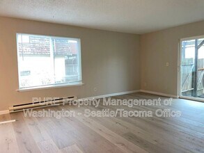 8626 26th Ave SW in Seattle, WA - Building Photo - Building Photo