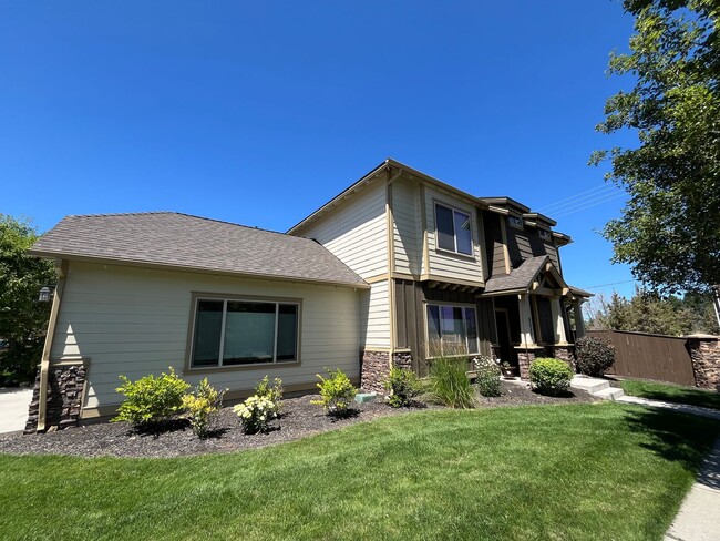 62943 NE Nolan St in Bend, OR - Building Photo - Building Photo