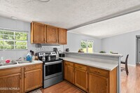 260 Waters Rd photo'