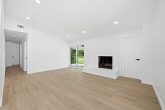 6411 Gary Ct in San Diego, CA - Building Photo - Building Photo