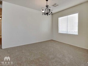 8028 W Forest Grove Ave in Phoenix, AZ - Building Photo - Building Photo