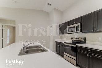 943 Raleigh Rd SE in Palm Bay, FL - Building Photo - Building Photo