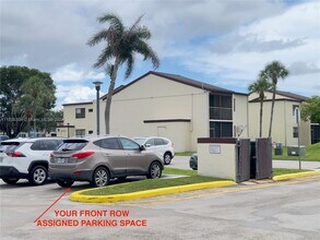 11344 Taft St in Pembroke Pines, FL - Building Photo - Building Photo