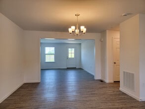 2133 S Autumn Chase Dr in Mechanicsburg, PA - Building Photo - Building Photo