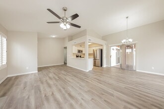 8810 W Grovers Ave in Peoria, AZ - Building Photo - Building Photo