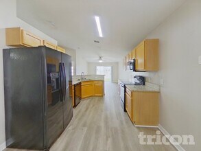 2718 Port Ct in Kissimmee, FL - Foto de edificio - Building Photo