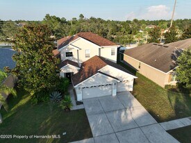 4394 Edenrock Pl in Spring Hill, FL - Building Photo