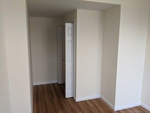 65 Elizabeth St in Derby, CT - Building Photo - Building Photo