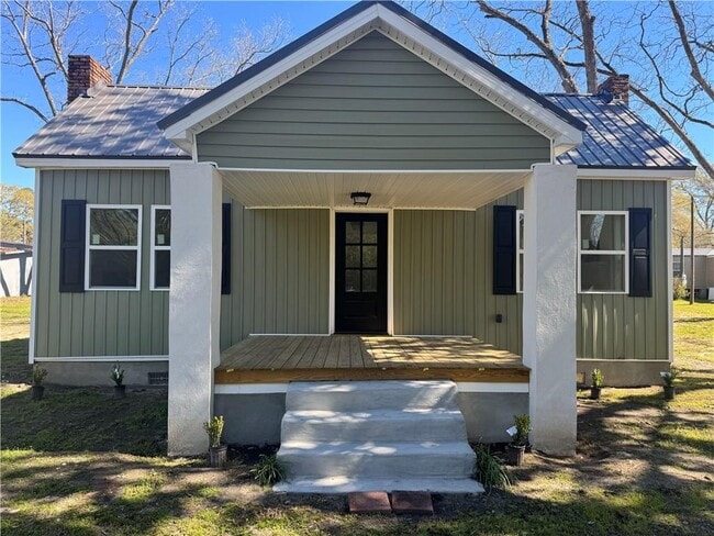 property at 1409 Allen Ave