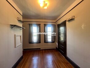 113 Columbia St in Cambridge, MA - Foto de edificio - Building Photo