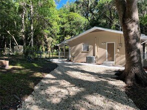 1565 Oakhurst St in Brooksville, FL - Building Photo - Building Photo