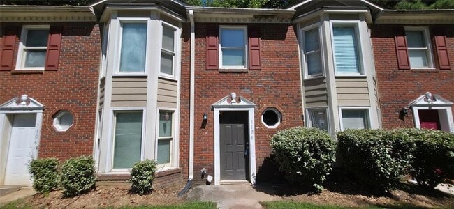 property at 1104 Booth Ct SW