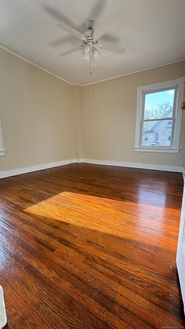 property at 95 Linsley Ave