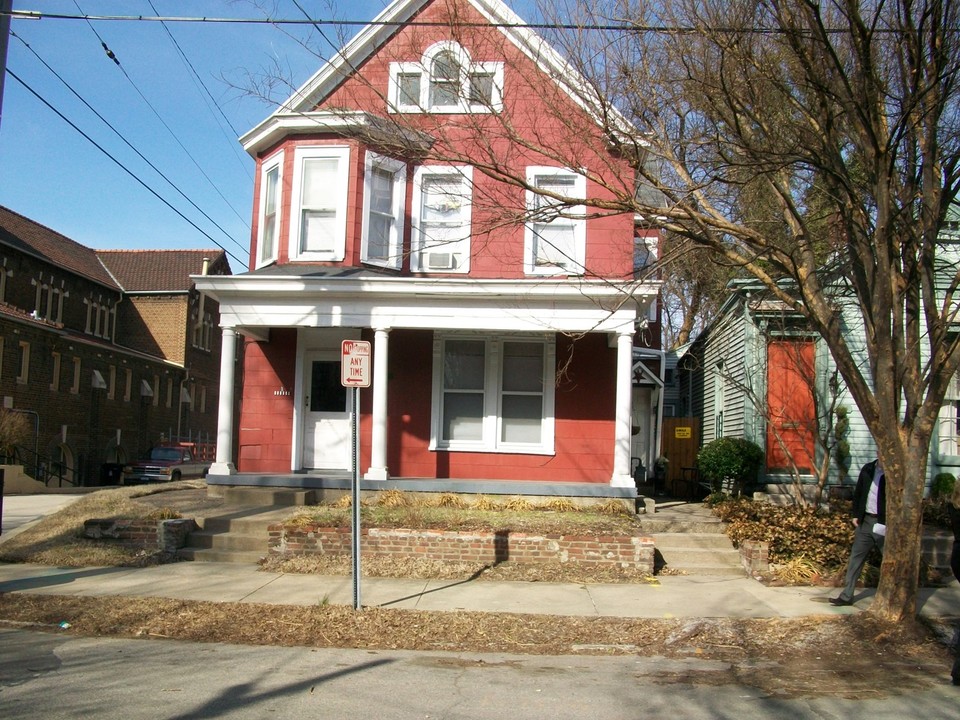 1476 S 6th St in Louisville, KY - Building Photo