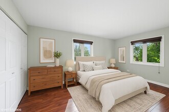 1110 Inverrary Ln in Deerfield, IL - Building Photo - Building Photo