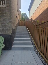 2113 Theoden Ct in Pickering, ON - Building Photo - Building Photo