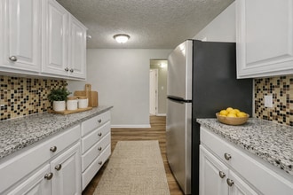 11438 E 16th St in Independence, MO - Building Photo - Building Photo