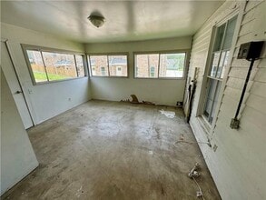 309 Broad St in Warrensburg, MO - Building Photo - Building Photo