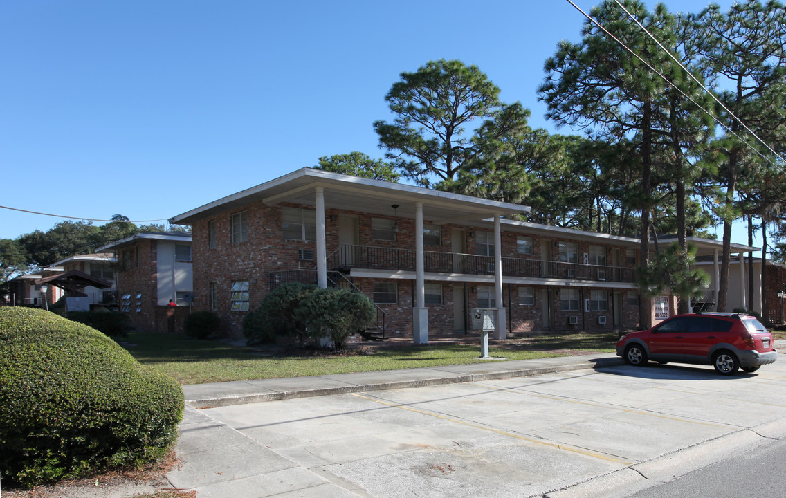 Eagle Pointe in Jacksonville, FL - Building Photo