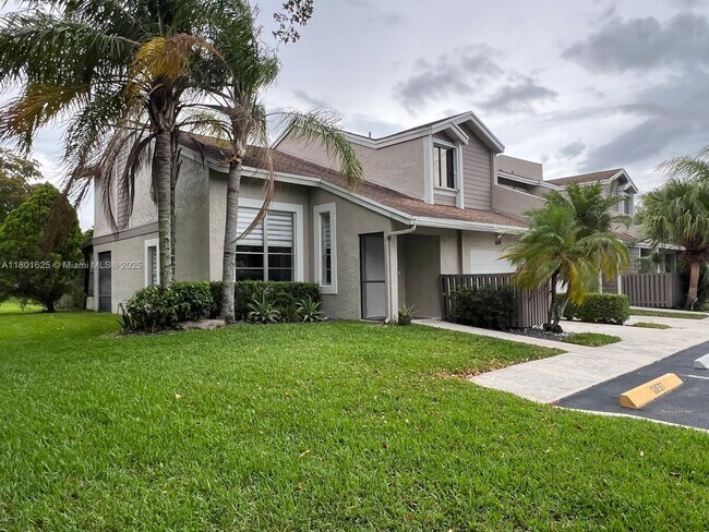 property at 679 Woodgate Cir
