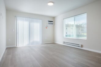 The Arnie Apartments in Rio, WI - Foto de edificio - Interior Photo