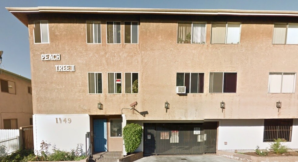 Peach Tree II in Wilmington, CA - Foto de edificio