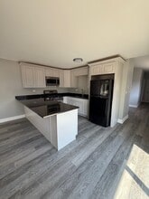 2421 Lewis Ave in Zion, IL - Building Photo - Building Photo