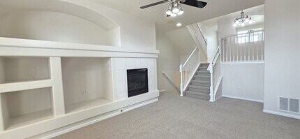 1381 S Dayton Ct in Denver, CO - Building Photo - Building Photo