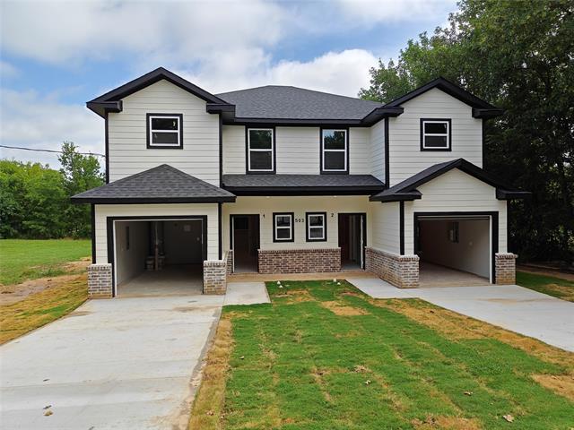 503 W McFarland St in Bells, TX - Building Photo