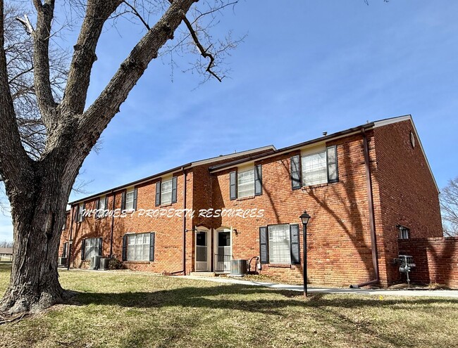 property at 953 NW Colbern Rd