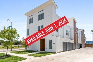 2505 Benbrook Blvd in Fort Worth, TX - Building Photo