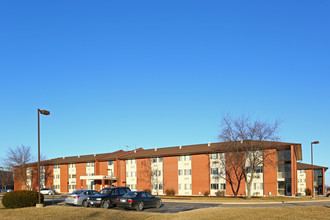 O'Fallon Senior Apartments in O'Fallon, IL - Building Photo - Building Photo